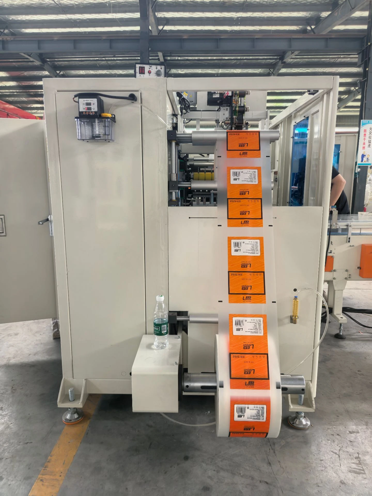 tissue packing machine 3 tissue packing machine 3